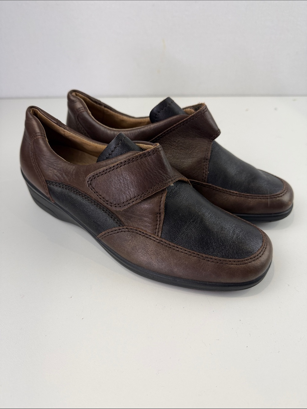 Rohde Brown and Black Two Tone Colourblock Leather Slip-On Loafers